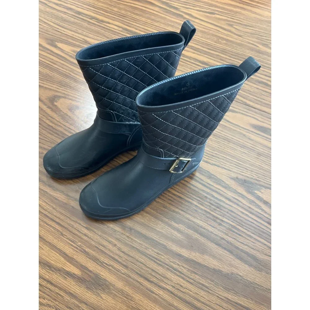 Portland Beltie black pull on rain boots size 5